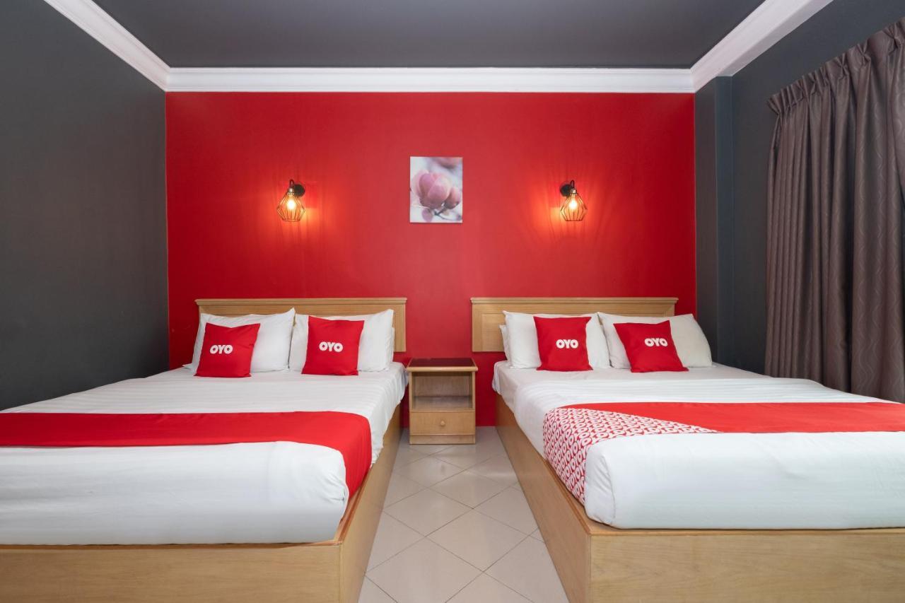 โอโย 90050 วี โฮเทล Hotel เตลุคอินทัน ภายนอก รูปภาพ